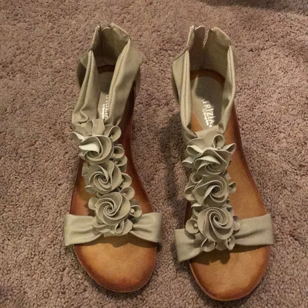Patrizia Cream Flowered Sandals